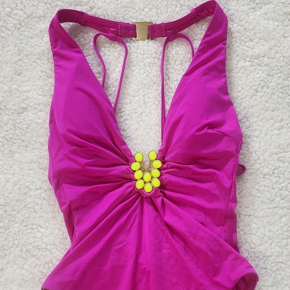 New!Trina Turk Bijuo Solids Plunge One Piece Swimsuit - Picture 5 of 13
